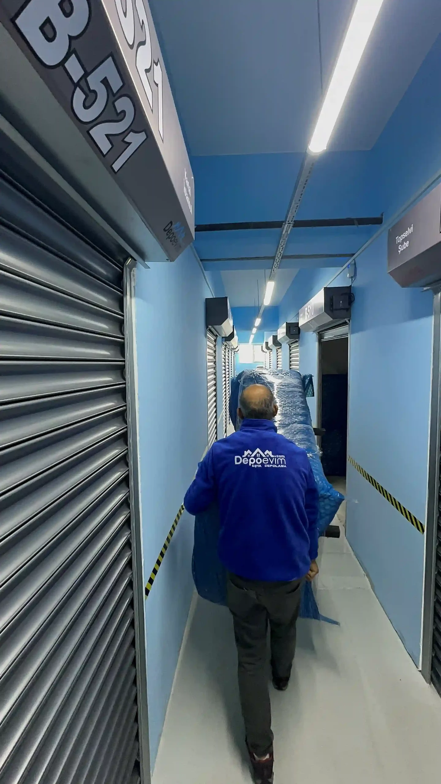 Tuzla İçmeler Mahallesi - Ofis Arşivi ve Malzeme Depolama